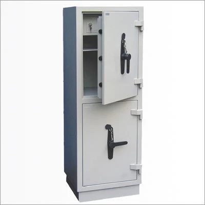 Офисный сейф Контур КЗ-233T